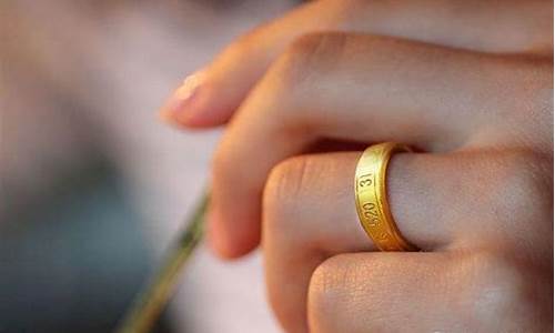 顾客说金价怎么回答客户问题_顾客说金价怎么回答客户