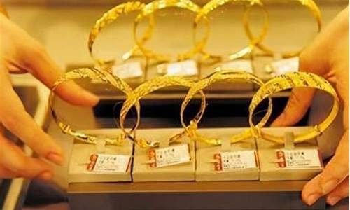 商场金价哪家便宜些呢_商场金价哪家便宜些