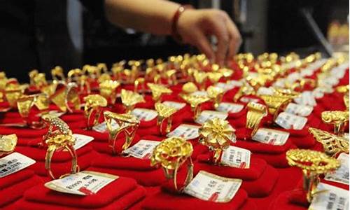 金价会跌破400吗_金价大概会波动多少